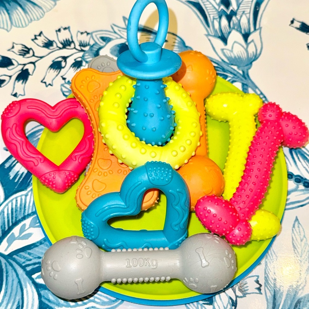 Brand New🦴💓 10 Pack of Pet/Puppy or Small to Medium Sized Dog Chew Toys💓🦴🐾🎀🛍️